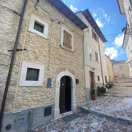 Holiday home Casa Di Lilla Rocca di Mezzo